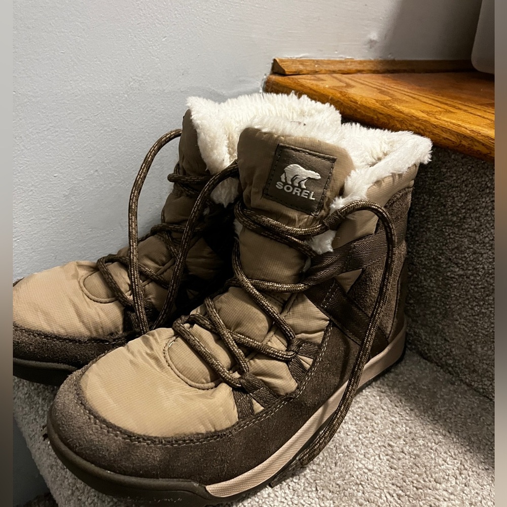 Sorel Whitney II Short Lace Winter Boots